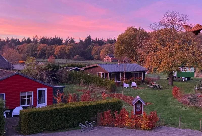 Origineelnatuurhuisjeopkleinschaligecamping